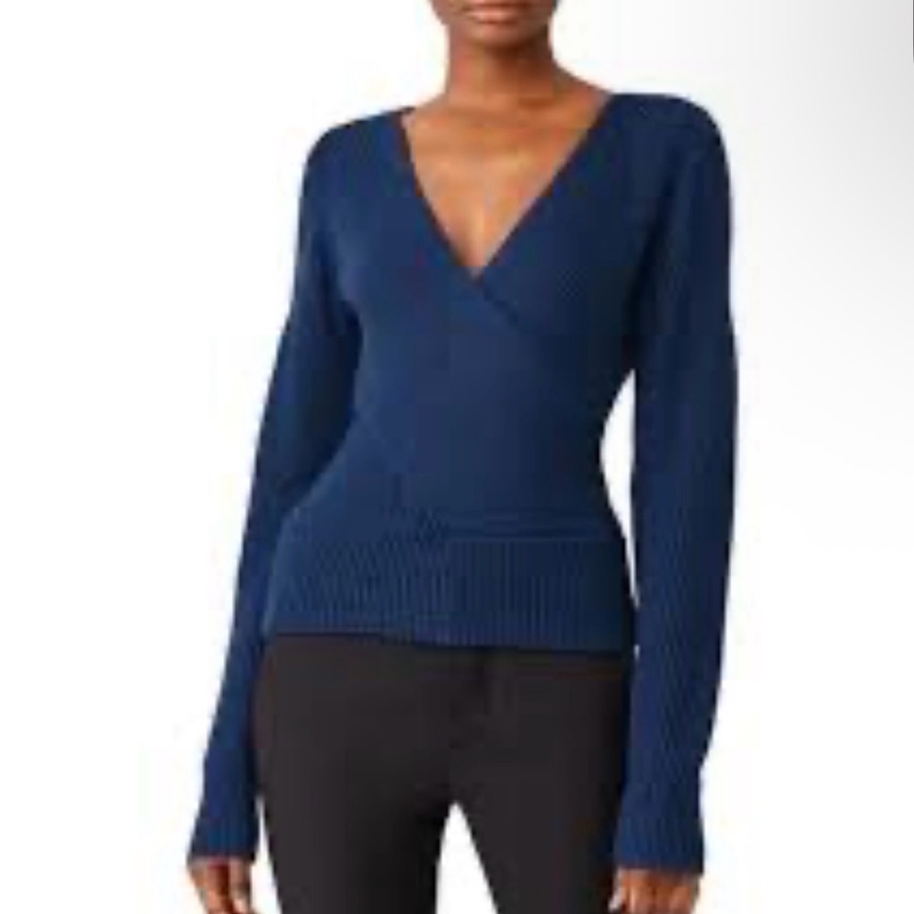 $575 Open back Tome NYC merino wool Elegant Navy V-Neck Sweater